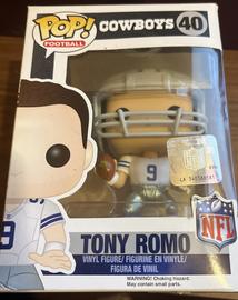 Pop! Football NFL Vinyl Figure Tony Romo (Dallas Cowboys) #40 (Vaulted)