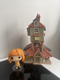 Funko Pop! Town - Harry Potter - The Burrow and Molly Weasley - #16 - Funko  Fall Convention Exclusive 