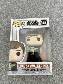 Funko POP! Star Wars Luke Skywalker With Grogu #482 - Magnote Gifts