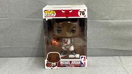 Funko Pop! NBA Michael Jordan (White Jersey) Footlocker Exclusive