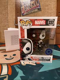 FUNKO POP DEADPOOL / VENOM METALLIC PIAB EXCLUSIVE (MARVEL) #237 + POP  PROTECTOR